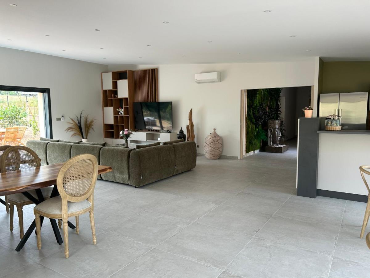 Sol'M Lodges Solesmes  Exterior photo